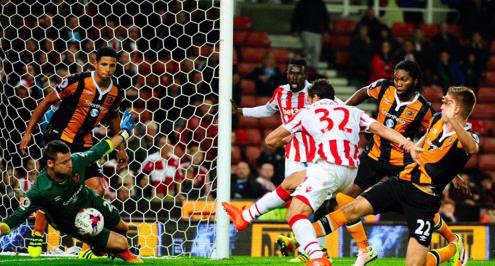 هيوز يستبعد رمضان صبحي من قائمة ستوك